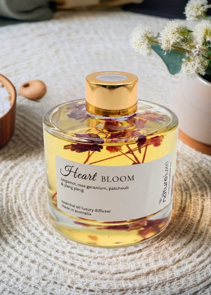 Heart Bloom - Botanical Essential Oil Diffuser